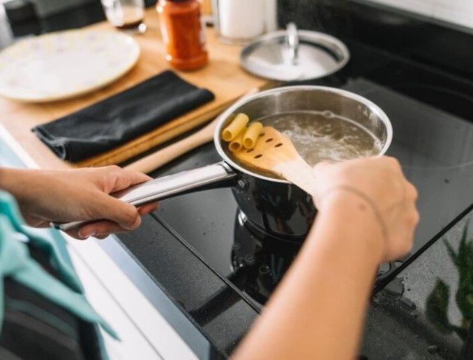 Homestay Omah Putih 반툴 외부 사진